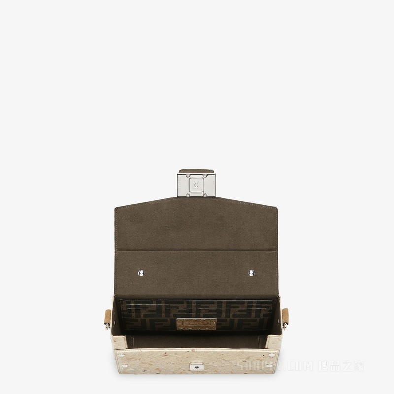 Baguette Soft Trunk Kengo Kuma x FENDI 原色瓦希纸和麂皮手袋