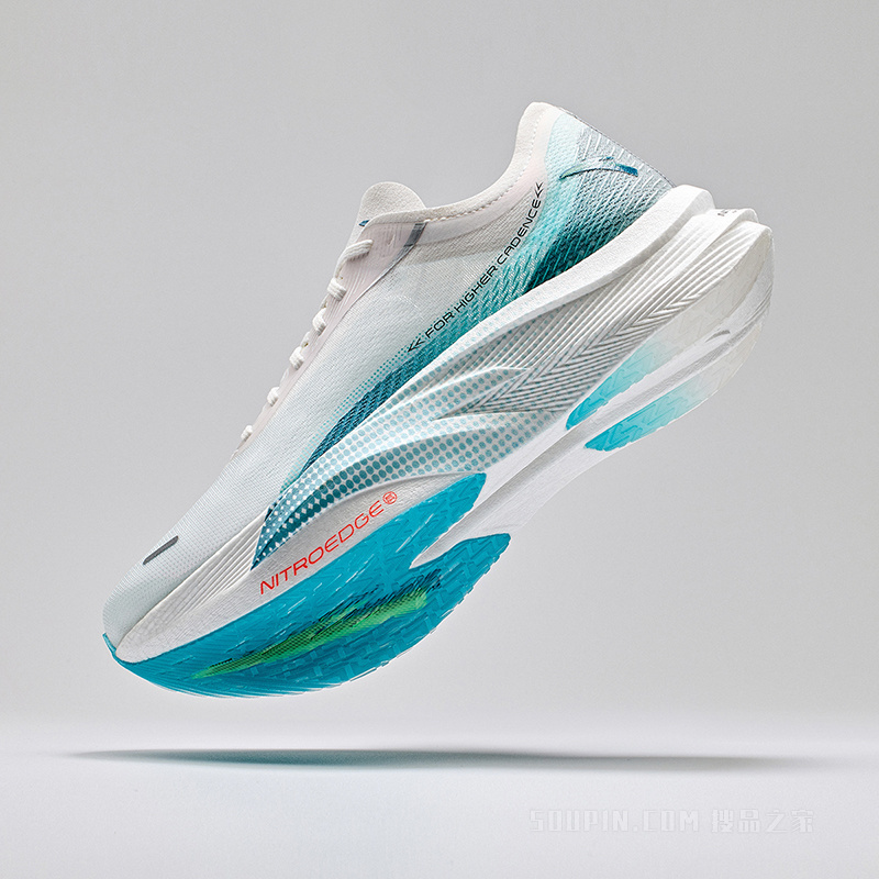 安踏跑步系列竞速训练女子跑鞋