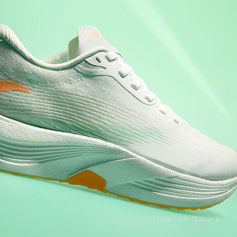 安踏竞速训练C202 Lite轻弹耐久女子跑鞋