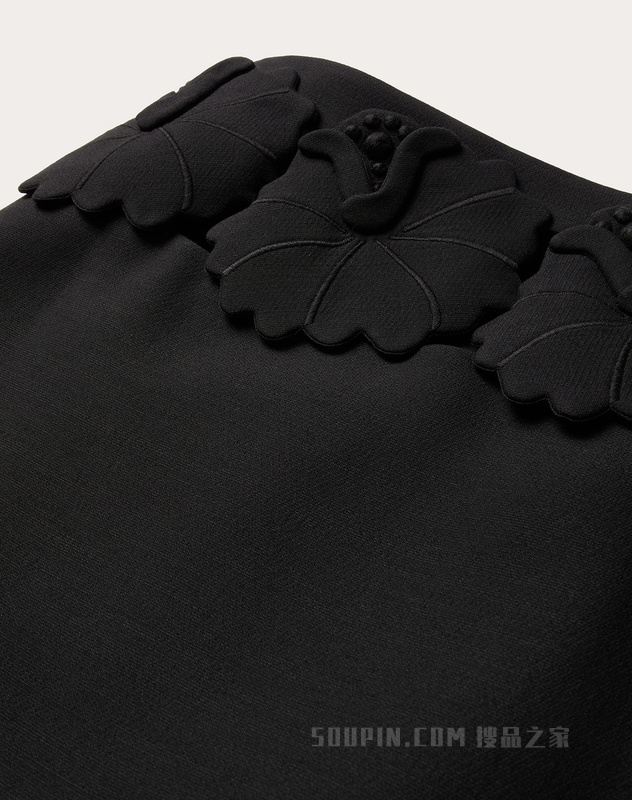 CREPE COUTURE立体堆花工艺长裙