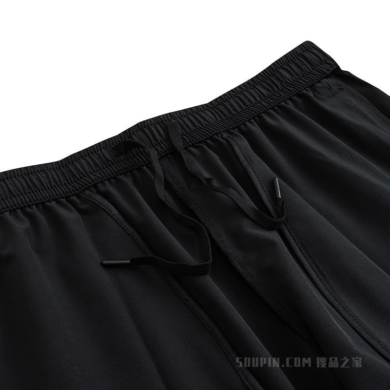 安踏训练速干男子梭织五分裤