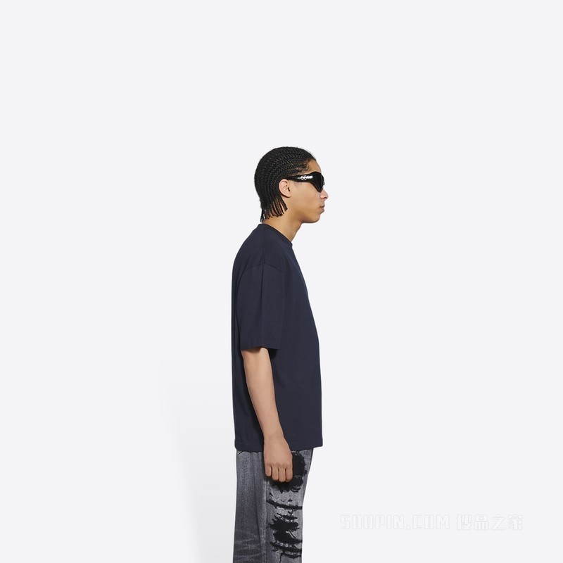 QUEST中等剪裁 T恤