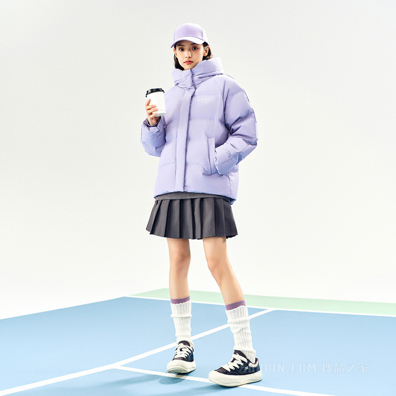 安踏运动复古防泼水女子多彩羽绒服