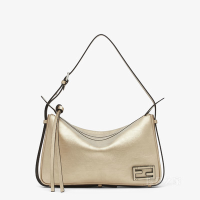Simply FENDI中号手袋 香槟色金属感皮革手袋
