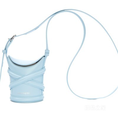 Light blue bucket bag