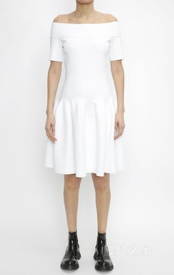 Off-the-shoulder knit dress