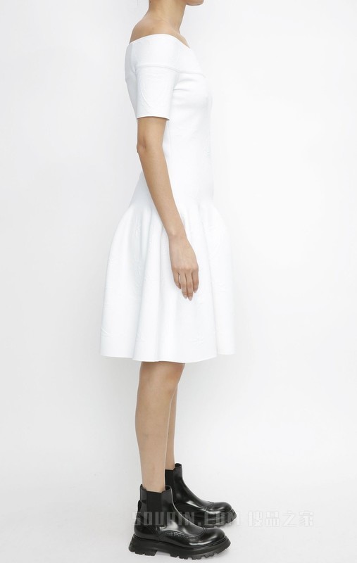 Off-the-shoulder knit dress