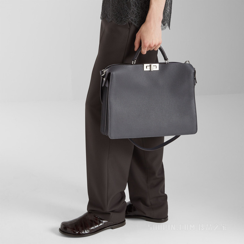 Peekaboo ISeeU中号手袋 深灰色皮革手袋