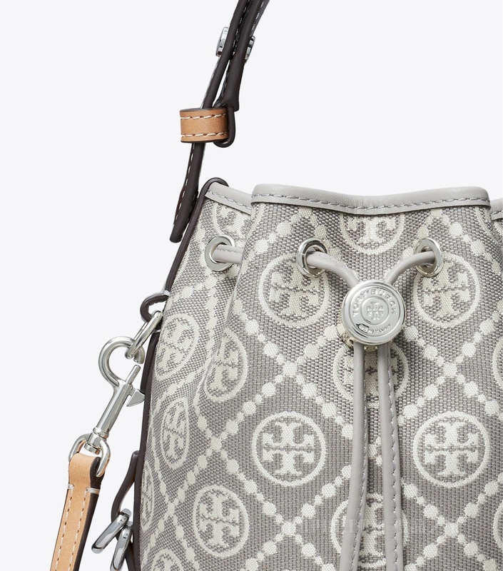 T Monogram 实用迷你水桶包 灰色