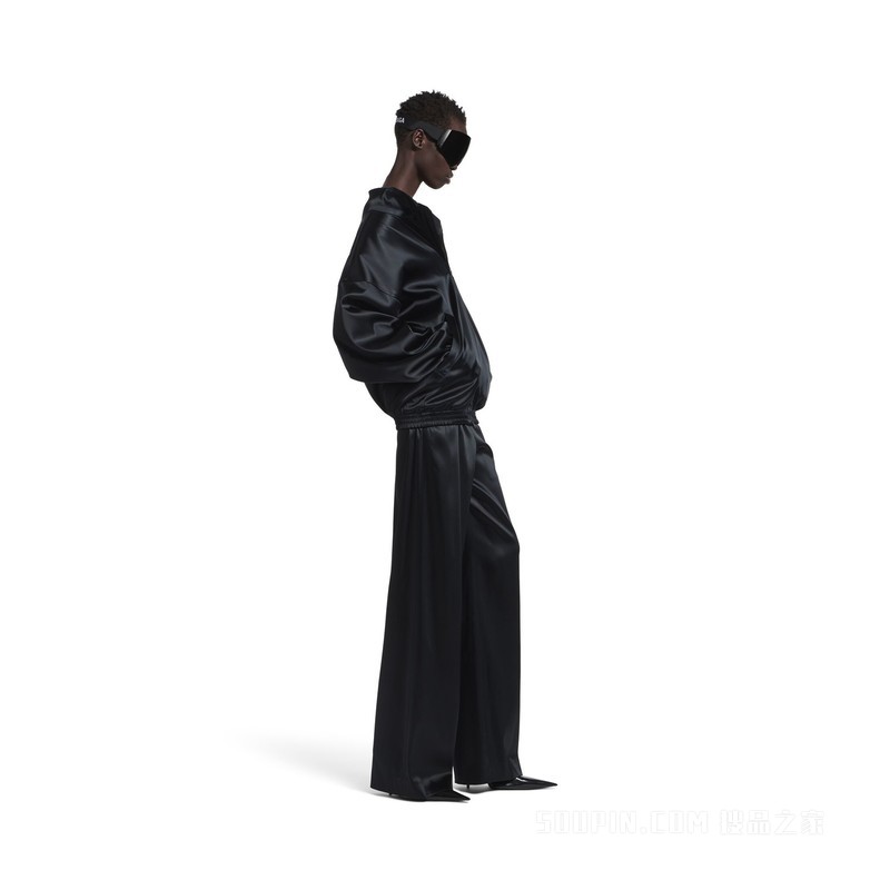 OFF-SHOULDER TRACKSUIT夹克