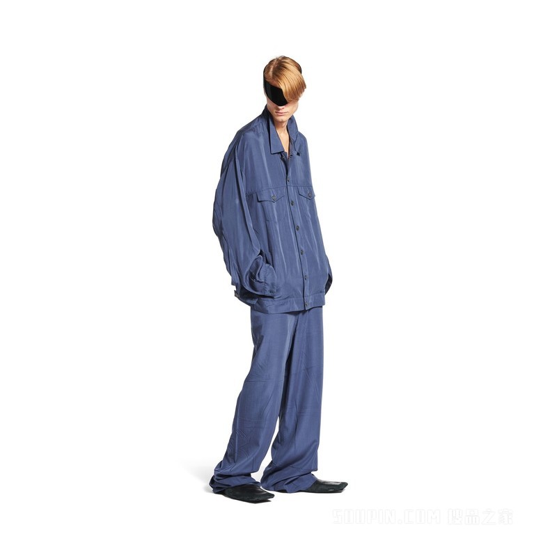 垂坠牛仔夹克