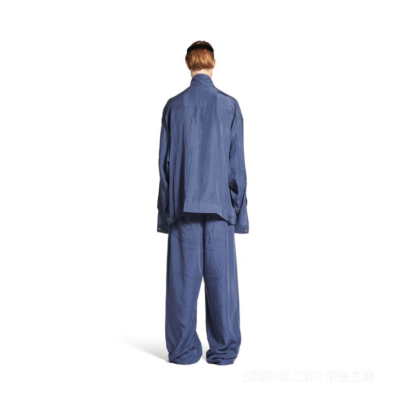 垂坠牛仔夹克