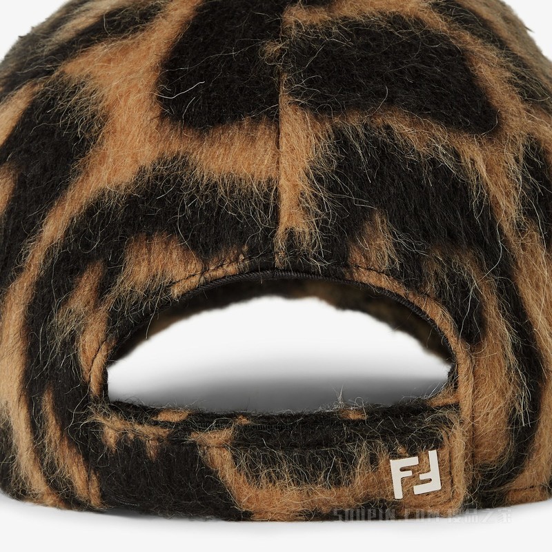 帽子 米色和黑色FENDI Leo羊毛棒球帽