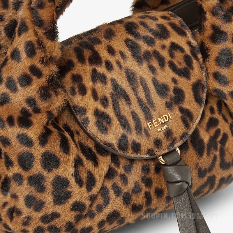 迷你FENDI Spy Bag 印花卡瓦利诺小牛皮迷你手袋