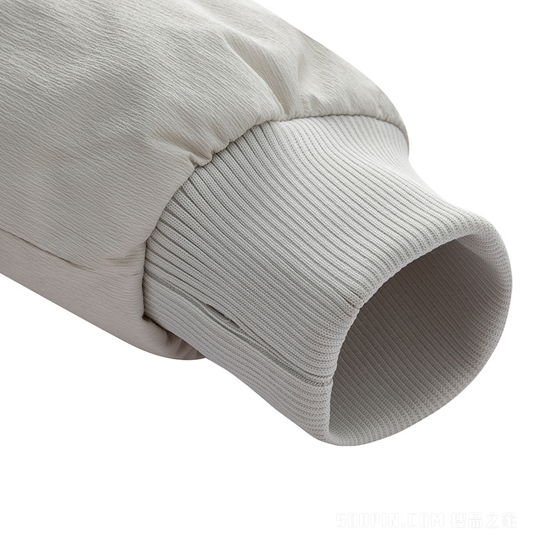 安踏出行女子防泼水羽绒服