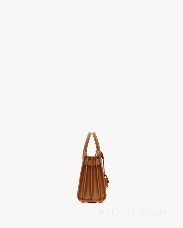 SAC DE JOUR NANO号光滑皮革手袋