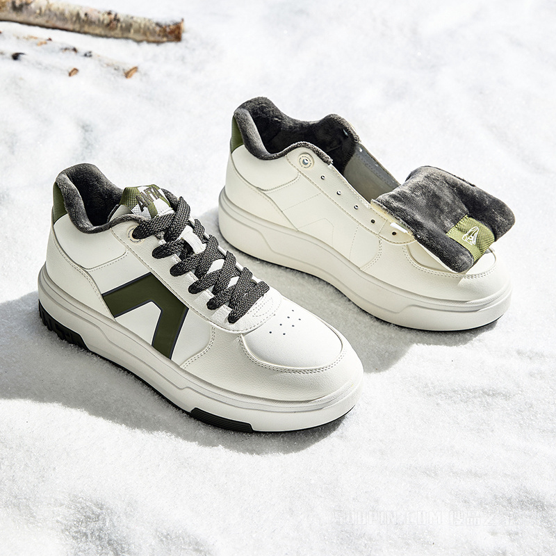 安踏A道男子板鞋棉鞋