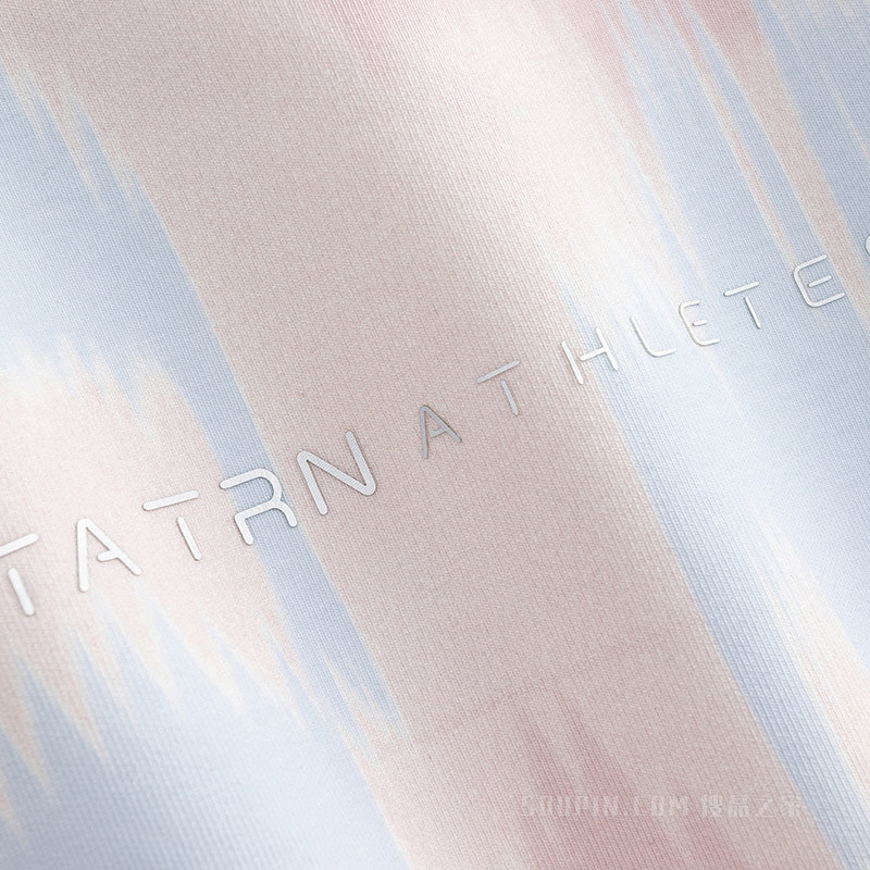 安踏训练女子弹力动型科技套头卫衣