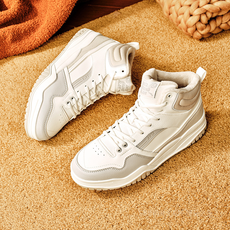 安踏满贯复古百搭女子板鞋棉鞋