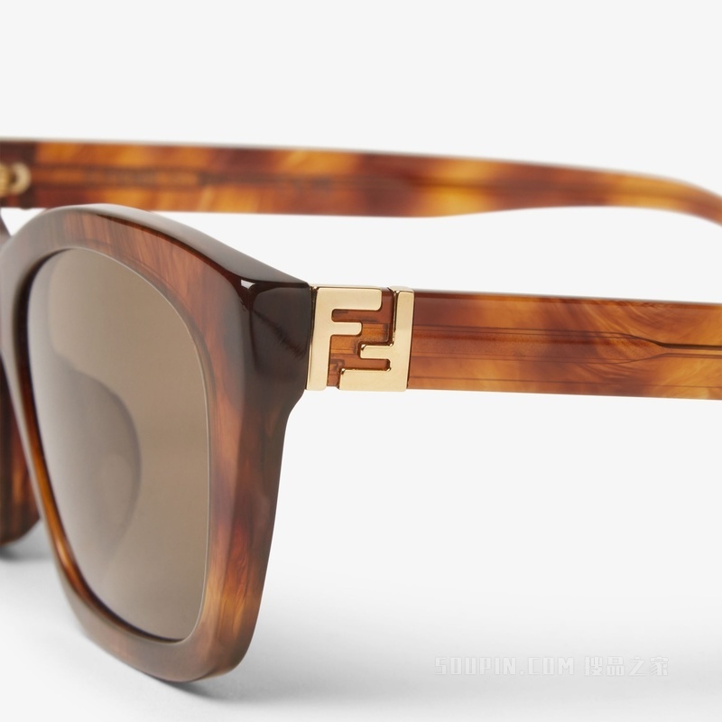 Forever FENDI 低横梁设计雪茄棕醋酸酯材料太阳镜