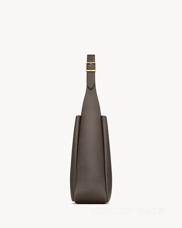 LE 5 À 7大号柔软粒面皮革手袋