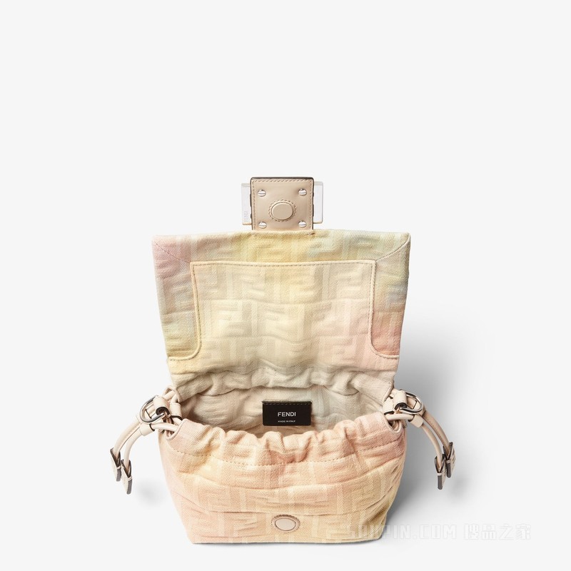 Fantastic FENDI Future Mamma Baguette小号手袋