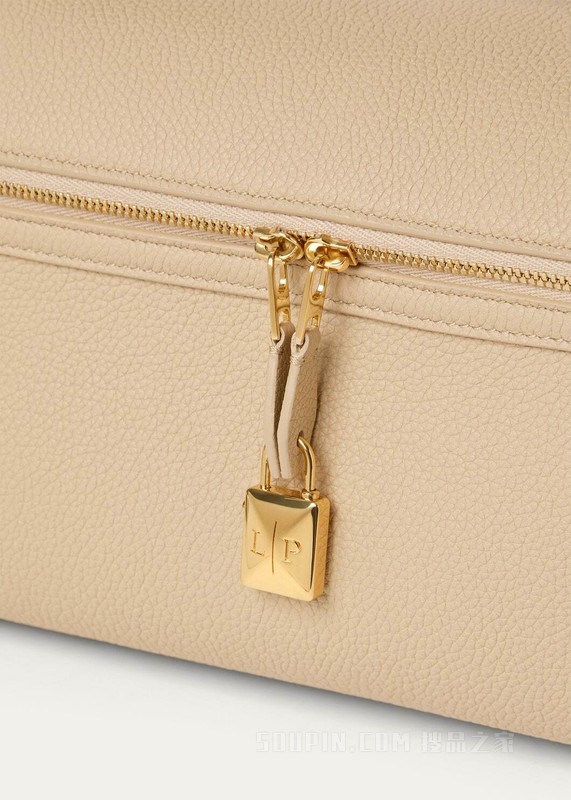 Extra Softy Bag L33手袋 小牛皮