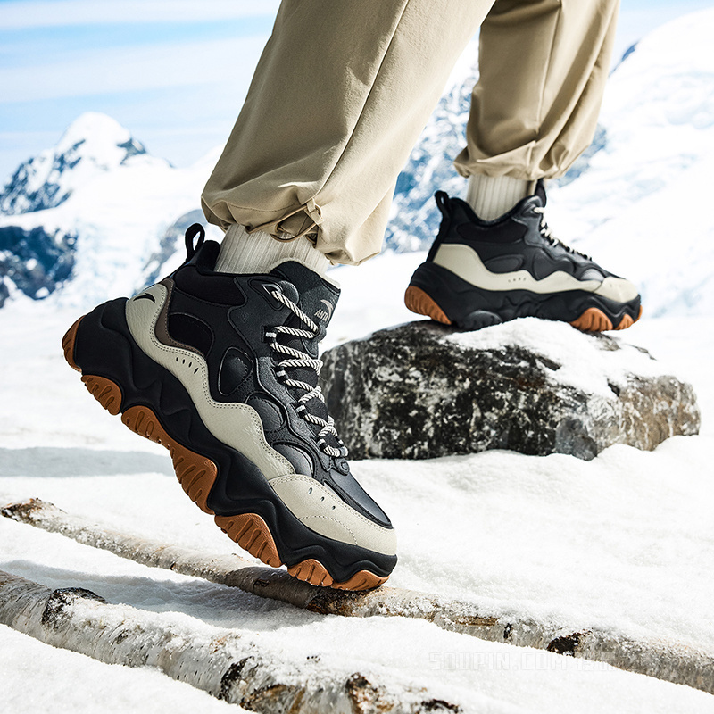 安踏流萤男子休闲棉鞋