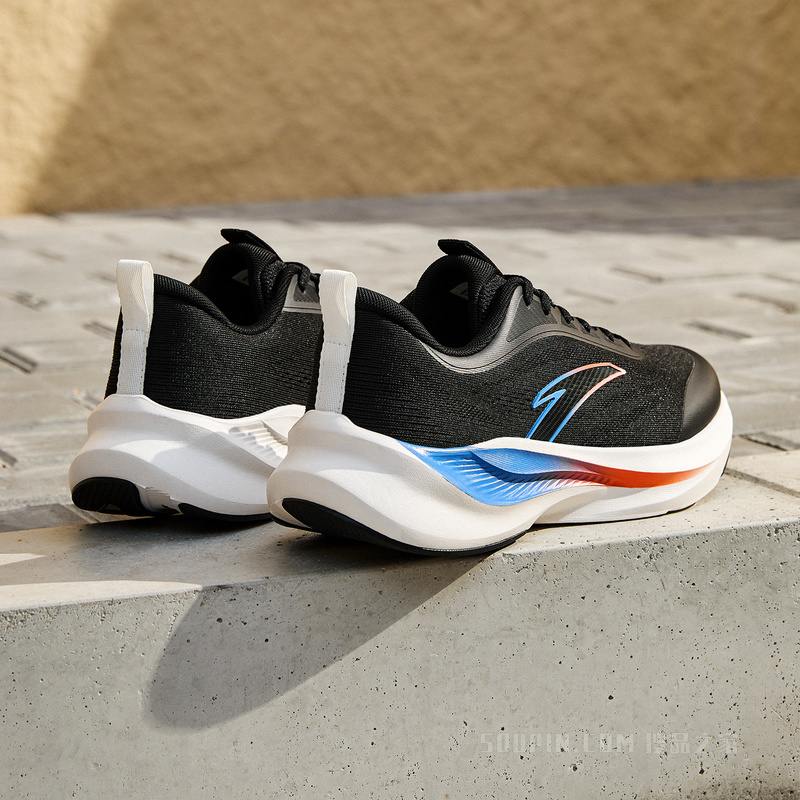 安踏城际轻质回弹透气舒适男子慢跑跑鞋