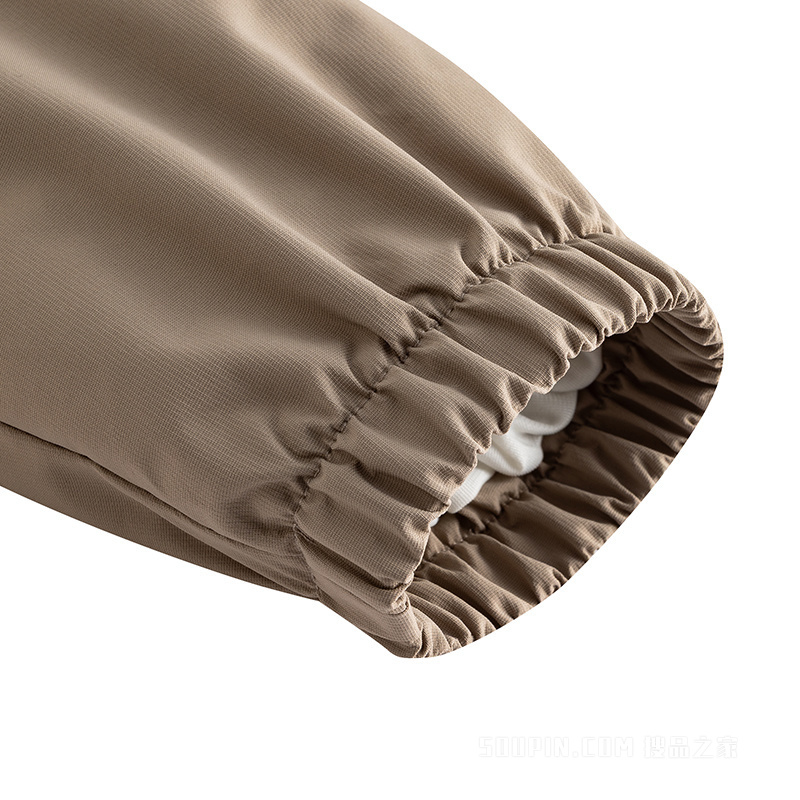 安踏训练女子防泼水厚外套