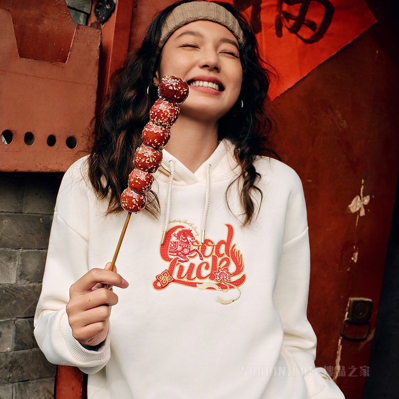 安踏好事发生女子连帽卫衣