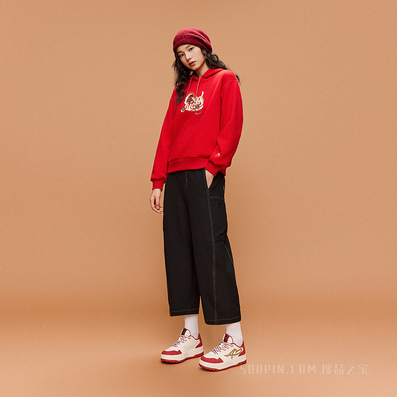 安踏好事发生女子连帽卫衣