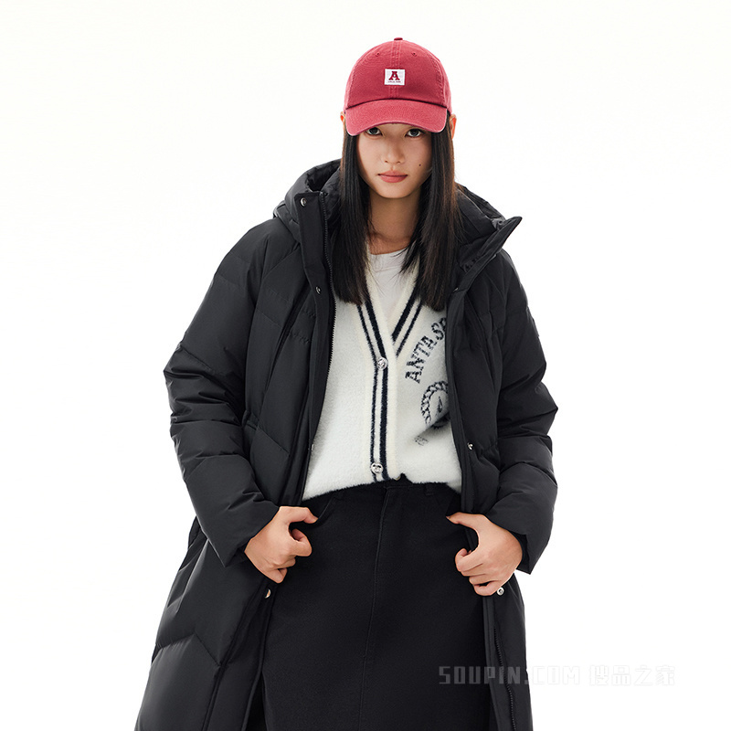 安踏「六度芯羽绒服」训练防泼水防风女子长款超模羽绒