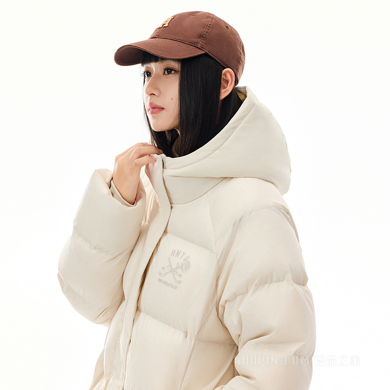 安踏运动复古女子防泼水中长款羽绒服