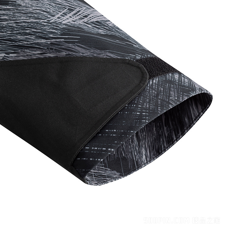 安踏×国家地理联名「风暴甲」男子防泼水冲锋衣两件套