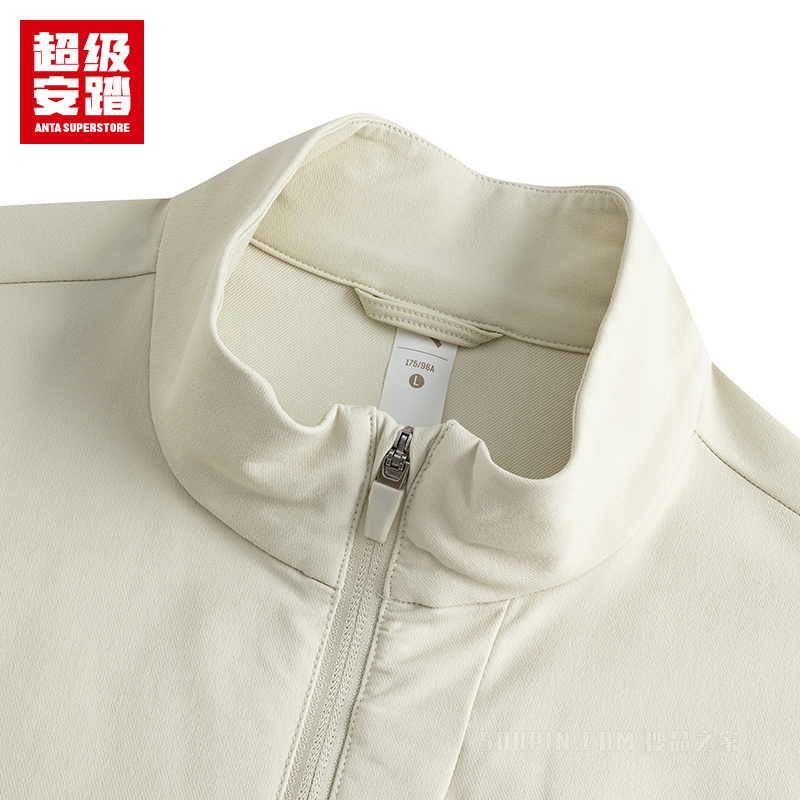 超级安踏训练男子无氟防泼水梭织薄外套
