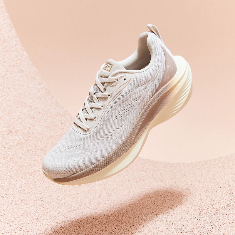 安踏叶子舒适缓震轻质增高女子跑鞋