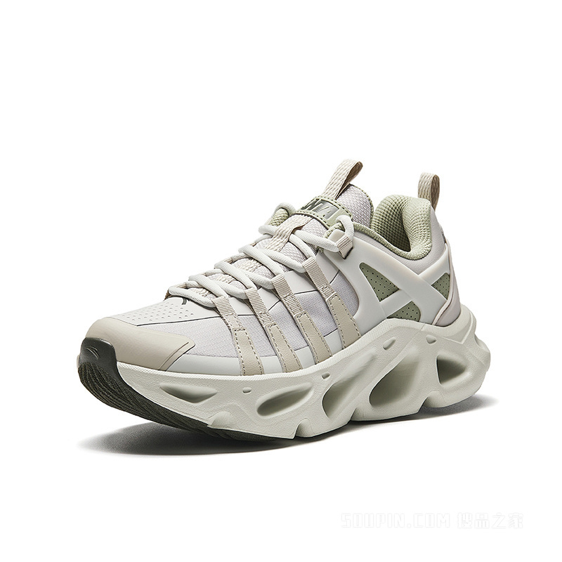 【关晓彤同款】安踏生活系列光迹女子休闲鞋