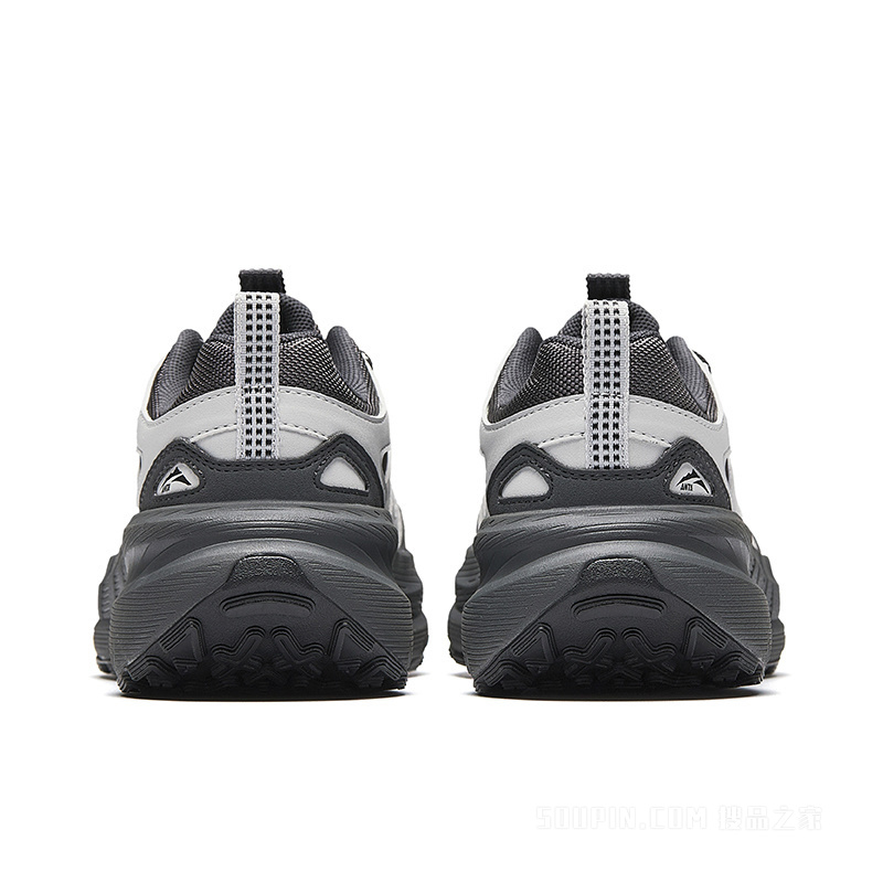 安踏龙爪轻户外女子休闲鞋