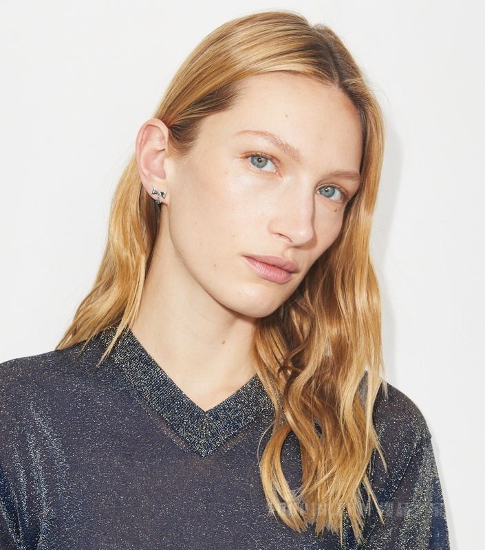 【礼物】Curiosity 奇思妙想系列蝴蝶结耳环 Tory 银