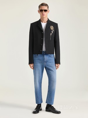 短款单排扣夹克