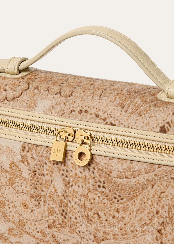 Extra Pocket L19 手拿包 羊绒