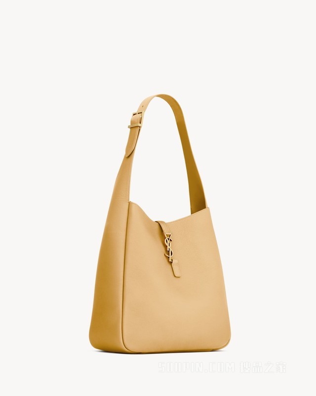 LE 5 À 7大号柔软粒面皮革手袋