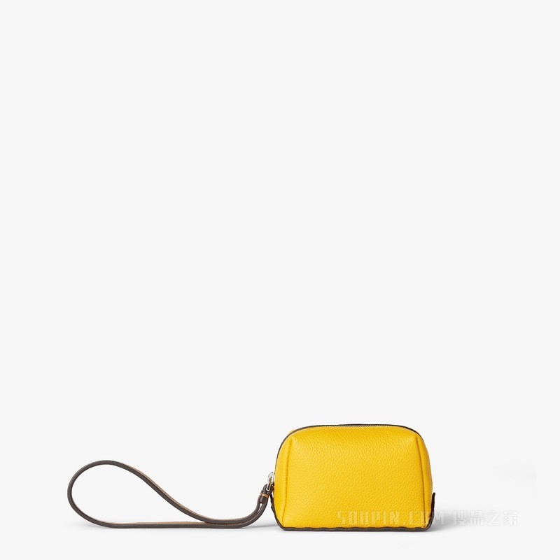 FENDI Lui Nano 黄色皮革迷你手拿包