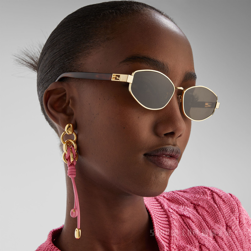 FENDI Candy耳环 金色金属和粉红色皮革耳环