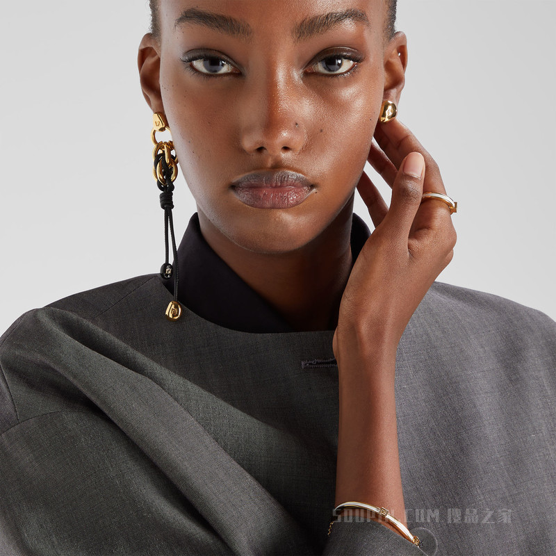 FENDI Candy耳环 金色金属和黑色皮革耳环