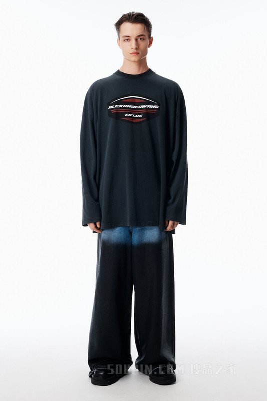 加大款平纹针织布长袖盾牌图案T恤