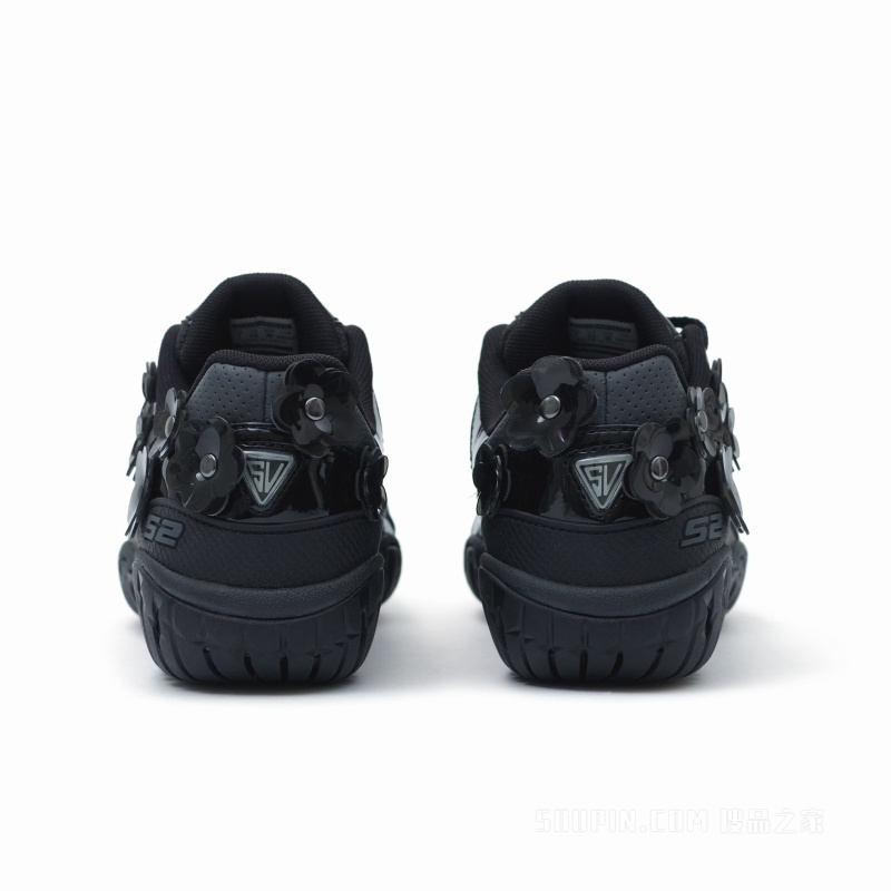 安踏SV系列THORN 荆棘女子休闲鞋