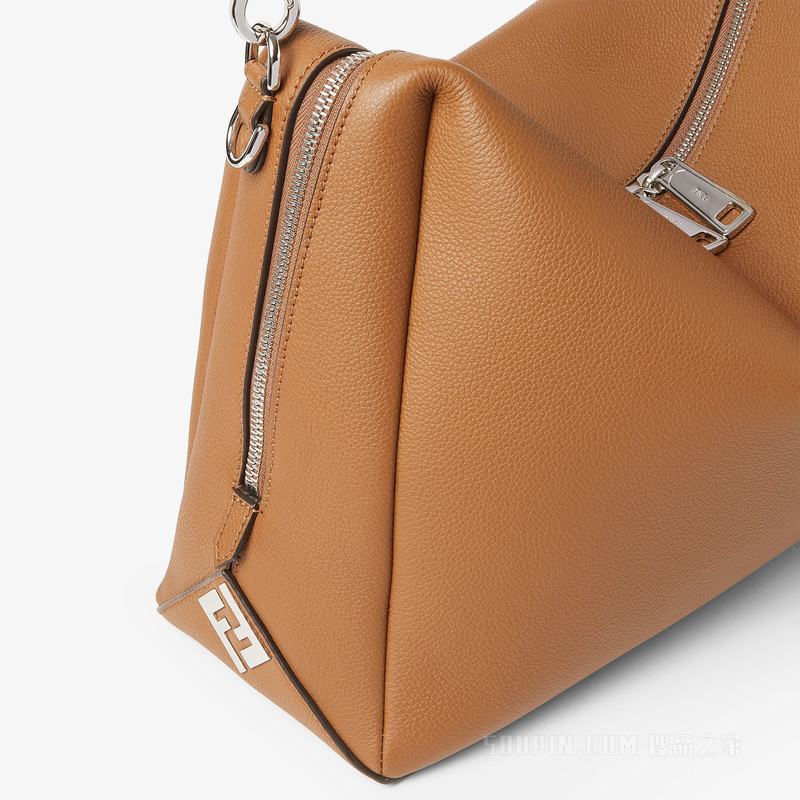 FENDI Lui大号手袋