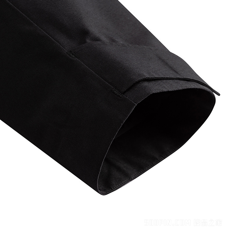 安踏×国家地理联名男子防泼水冲锋衣